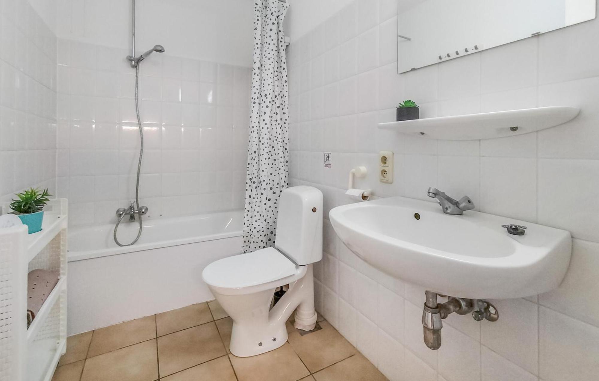 Apartment Beautiful In With Kitchen Bredene